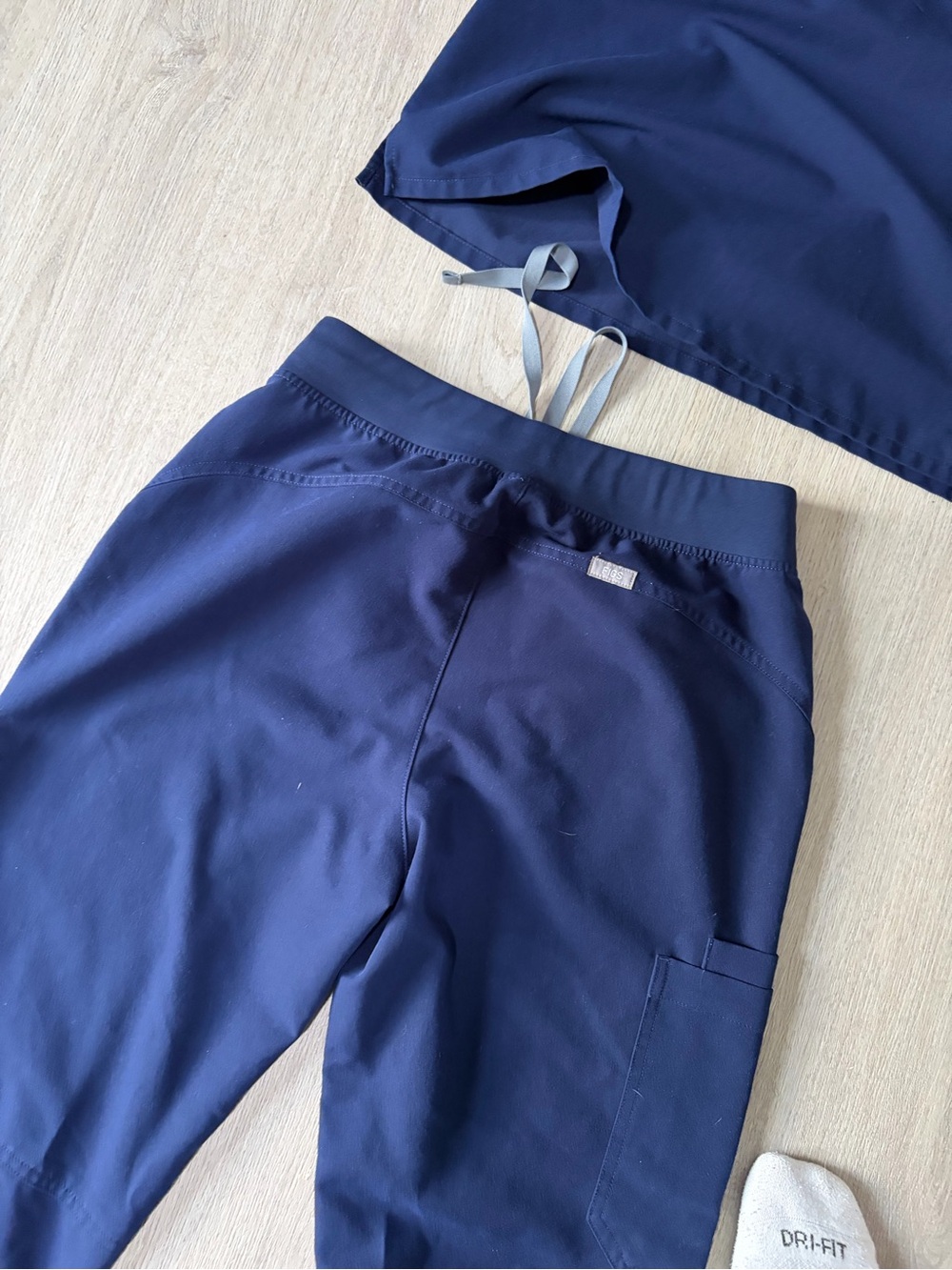 Figs Navy Set - Picture 5 of 5